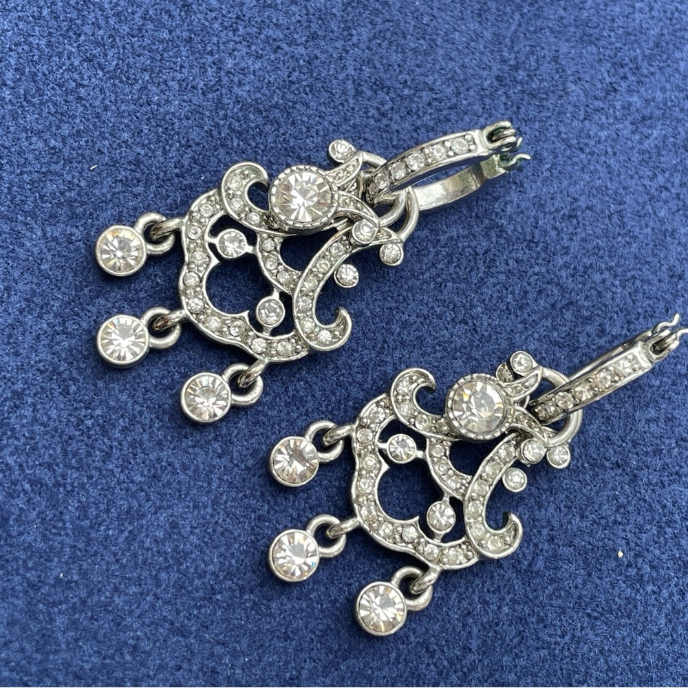 Silver sparkly chandelier earrings